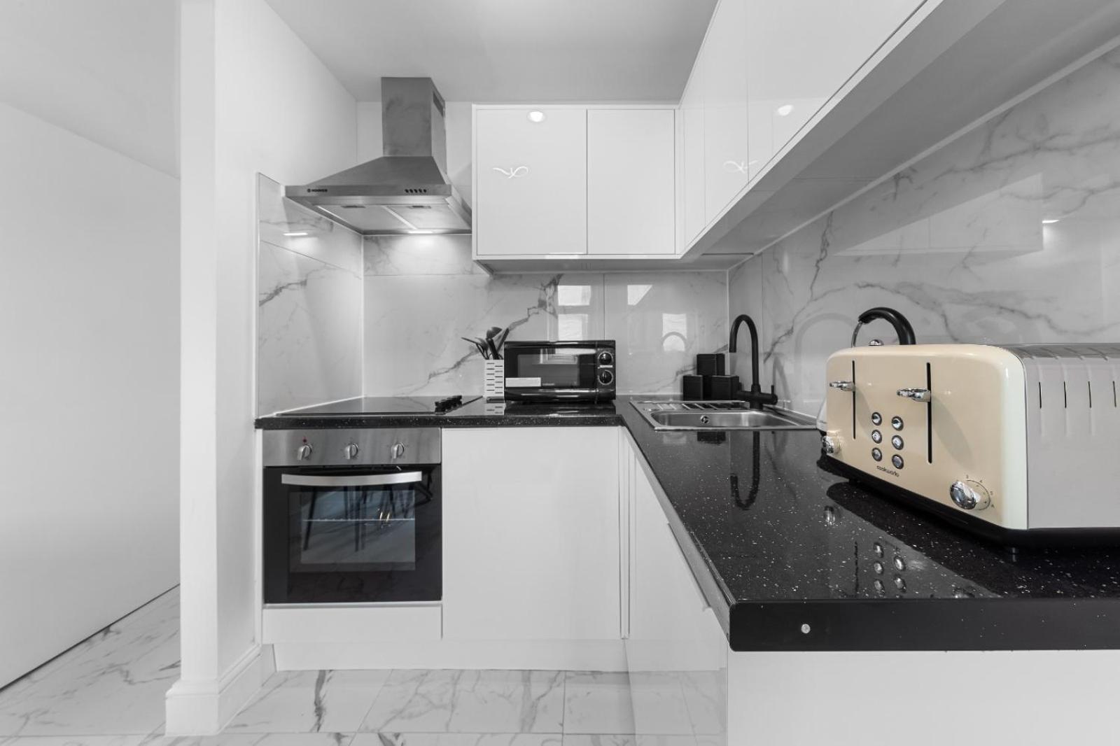 1b Flat, Sleeps 5 In Finchley Tw18 * Londra